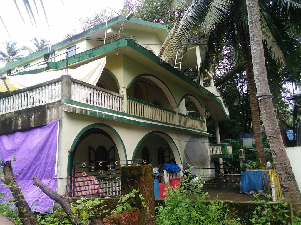 Joaquina'S Guest House Калангуте Екстериор снимка
