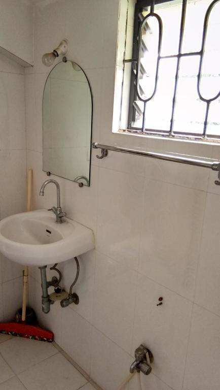 Joaquina'S Guest House Калангуте Екстериор снимка