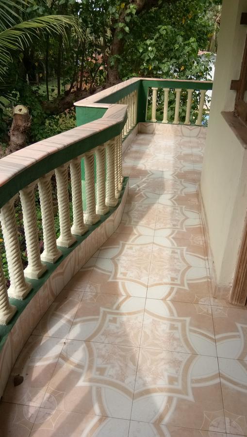 Joaquina'S Guest House Калангуте Екстериор снимка