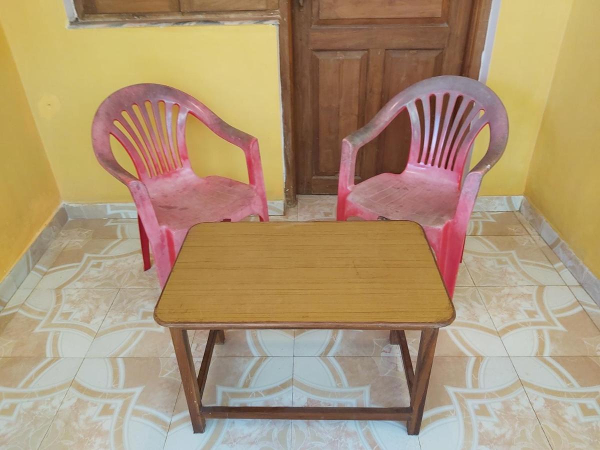 Joaquina'S Guest House Калангуте Екстериор снимка